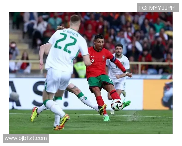 葡萄牙足球明星扑克牌合集 精彩瞬间与传奇球员共舞