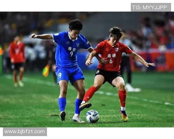 足球场上球星为何鲜少开口交流 他们在比赛中的沉默有何深意 足球场上球星为何鲜少开口交流 他们在比赛中的沉默有何深意